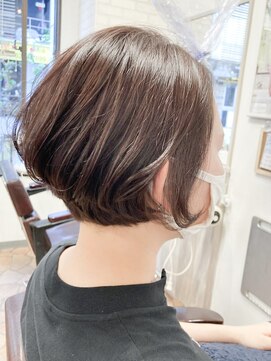 アンジュ ラヴィ(Ange Lavie) 襟足短めのショート fu008