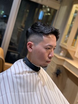 宮崎理容院 オークス店  フェードアップバング