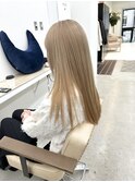 柔らかベージュカラー