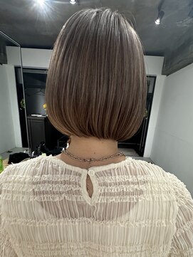 フゾンカウチ(fuzon kauti) 大人可愛い小顔ショートボブこなれブリーチ２０代３０代４０代