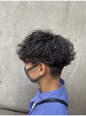 波巻きスパイラル刈り上げメンズヘア黒髪パーマ