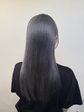 美容室BJ ハイトーンシルバーカラー
