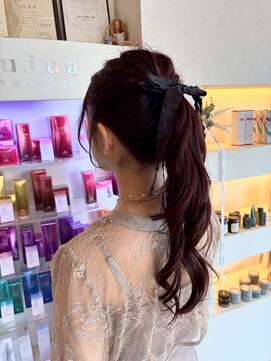 ヘアー ワークス ボナ 前橋店(HAIR WORKS bona.) サイドねじり×黒リボンの愛されアレンジ/パーティー