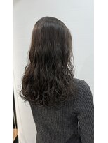 ウタシロイロ(uta shiroiro)&nbsp;レディースパーマ