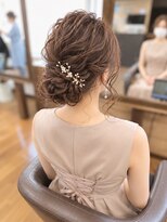 ヘアデザイン ヴォワール(hair & design voir) 大人上品なルーズシニヨンアレンジ