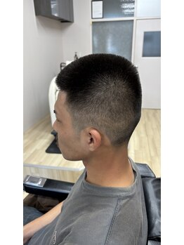理容室タニオカの写真/【カット＋シャンプー￥2000の破格プライス】早く安く理想のスタイルに仕上げます！