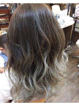 ヌーム 塚本店(NOOM) デザインカラー