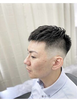 ベロ(Belo) スキンフェード