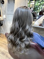 リィリ バイ ロダット 横浜(rili by LODAT) シルバーグレージュ【rili横浜】