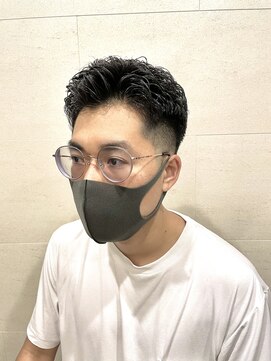 グレイスフル バーバープラチナム 六本木店(Graceful Barber platinum) メンズショート/ビジカジ/アップバング／フェード