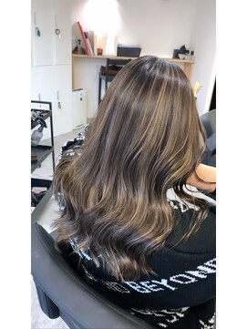 ラフ 難波店(LAFF) #黒髪#ボブルフ#ネビージュ#小顔#ワンレン