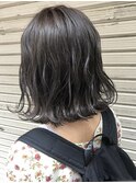 切りっぱなしボブ×ナチュラルグレージュ