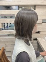 テテ(TETE) 切りっぱなしボブ/ブリーチなしベージュ