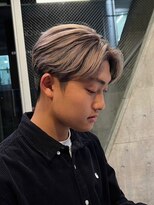 ビンゴ(BINGO)&nbsp;1345プラチナハイトーン韓国ヘア刈り上げフェード短髪ショート