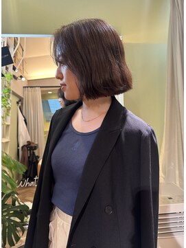 ワッツユアヘアストーリー(What’s your hair story) 切りっぱなしボブ/透明感カラー/ベージュカラー/ブリーチなし