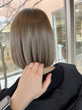 クロエ バイ ラヴィズム 小針店(CLOE by LUVISM) ロイヤルベージュ