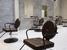 ロック ラックスビー 加古川店(ROC LUXBE)の雰囲気（落ち着いた雰囲気でお過ごしいただけます【髪質改善　加古川】）