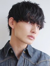 今流行のスタイルで、ツイストスパイラルパーマなど他のパーマに飽きた人に◎[梅田/メンズパーマ/フェード}