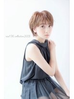 リアル デザインギャラリー(rёal D.G) ザクザク束感が遊び心たっぷりのアレンジショート。