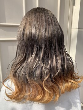 ヘアー ブランコ(hair Blanco) グレージュ×テールカラー