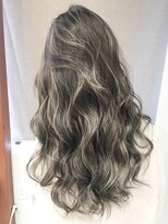 オリ(‘Oli)&nbsp;ハイライト＿プラチナグレイジュ