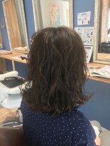 ファミリア ヘアーワークス(FAMILIA HAIR WORKS) アッシュ外ハネミックス 