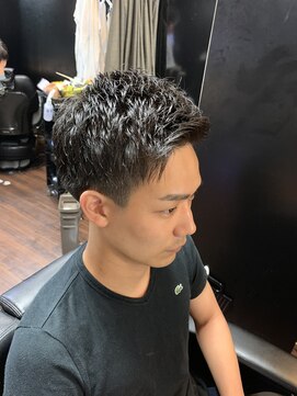ヒロギンザバーバーショップ 神楽坂店(HIRO GINZA BARBER SHOP) メンズショートパーマ