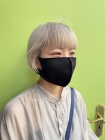 エマ(emma)&nbsp;ショートボブ×ホワイトベージュ