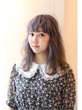 クリコ ヘアーデザイン(CLICQUOT hair design) スモーキーグレーミディ