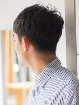 サーカス バイ ビュートリアム 青山(CIRCUS by BEAUTRIUM) ナチュラルツーブロックマッシュ 青山 表参道