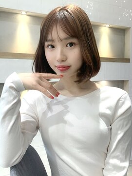 フォンズ(FONS) 大人ガーリーレイヤーカット ワンカールヘア 20代30代40代