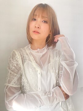 ネオリーブ ロア 鶴川店(NEOLIVE ROA) ストレートボブ/ハイトーンレイヤー