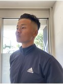 メンズパーマ刈り上げフェードカットバーバースタイル