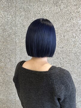 ルクス(Lx) Blue×きりっぱボブ