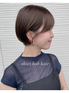 グラム 岡崎北店(gram) 上品ブラウンのショートボブスタイル