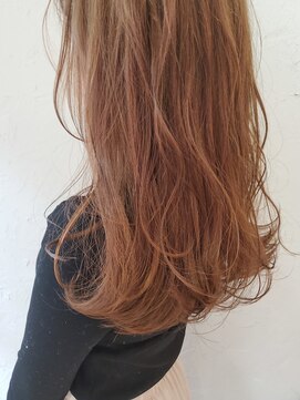 ベベ('BEBE) ロング ベージュ ダブルカラー ブリーチ