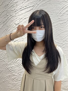 アルメリア 池袋(Arumeria) ピースが可愛いレイヤーカット10歳20歳30歳40歳