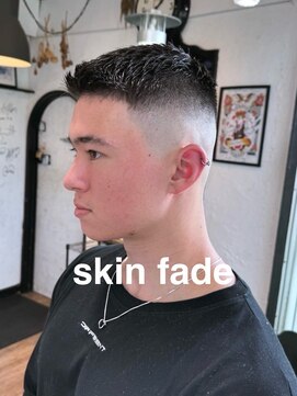 ドッグス 柏(Dawgs) メンズカットパーマ/バーバー/フェードカット<理容室>[柏]