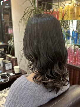 キャラ 池袋本店(CHARA) ブリーチ毛が残る髪にクリスタライジングパーマで挑む！【貴也】