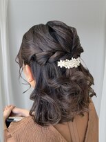 アヴソリューク(Absoluk)&nbsp;ハーフアップ