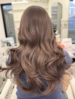 アマトウキョウスマートサロン(AMA TOKYO×Smart Salon) ヘーゼルベージュ ブリーチなし レイヤーカット 海外風