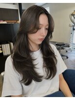 ヒール 銀座(heel) 小顔見せ顔周りレイヤー|前髪なしのくびれロング