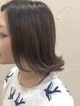 ゾンネ(ZONNE) 【ZONNE】外ハネ×アクセントボブ2