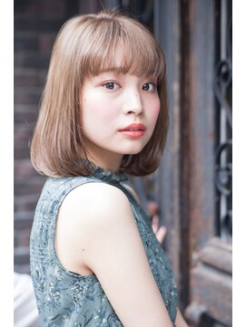 エイミー(Aimee) Aimee ワンカールボブ×アッシュベージュ