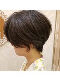丸みフェミニンショート