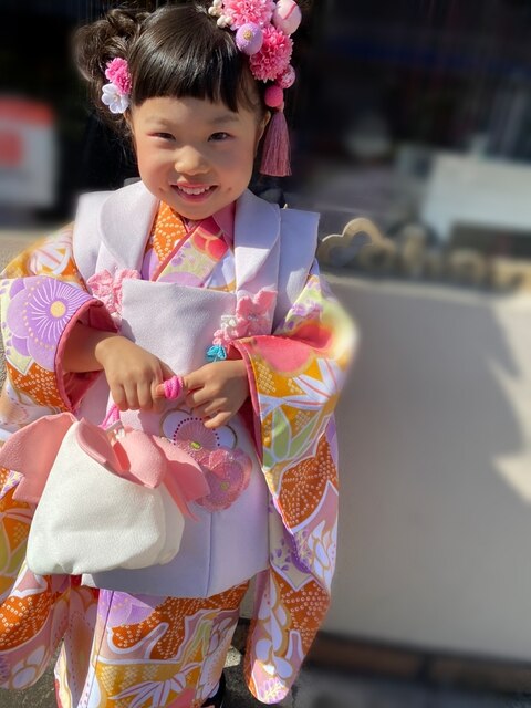 七五三 崩れないキッズヘア ツインお団子 3歳