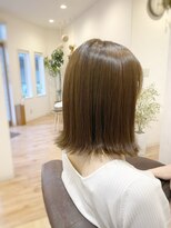 ルヴェール(Le Vert)&nbsp;大人可愛いサラツヤ外はねボブ