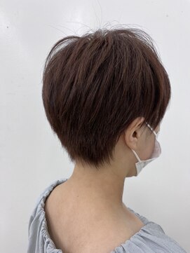 レオ 幸手(Leo) 20代30代大人可愛い小顔ボブ前下がりショートハイライト