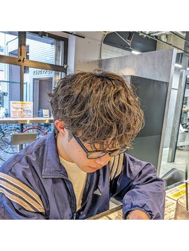 ダズルヘアーエイチ(DAZZLE hair H) もりばやし指名　波巻きスパイラル