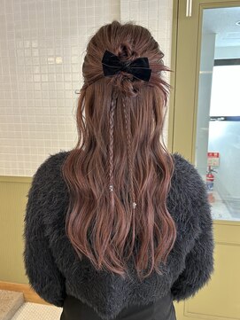 エミィ(emme) 【emme×石崎】ハーフアップ/お呼ばれヘア/カチモリヘア